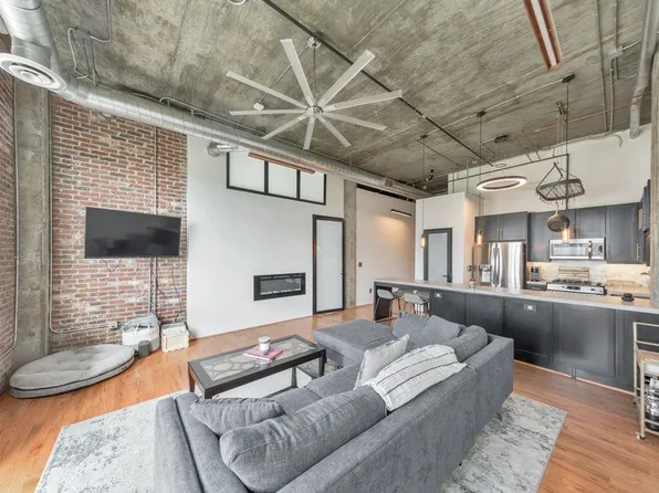 3235 Roswell Rd NE Unit 914, Atlanta, GA 30305