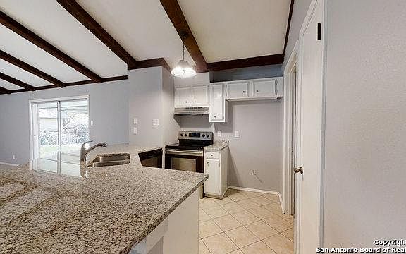 5th image of 6110 Forest Wood St