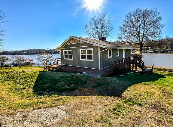 2nd image of 6908 Locke Dr