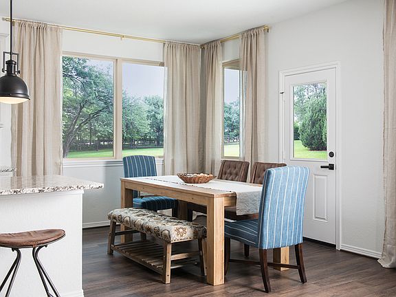 Cedar Pointe - Thames Interior Image 3