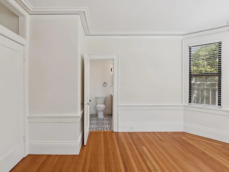 1370 Filbert St #1 — Photo 18