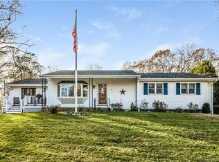 58 Ridgewood Dr, Norwich, CT 06360