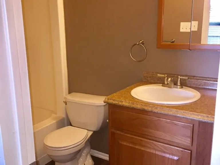 Boerne Townhomes — Photo 23