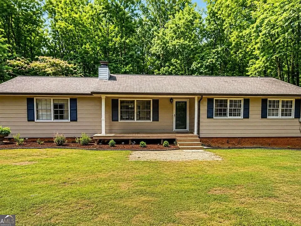 300 Robinson Dr
