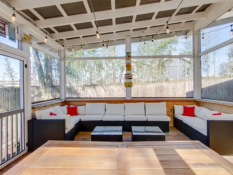 Oversized Screened-in Porch
