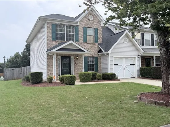 2000 Village Run Dr, McDonough, GA 30252