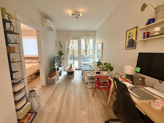3rd image of 952 Bedford Ave #1B