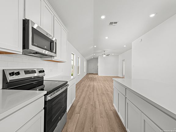 4th image of 4316 Winston Way
