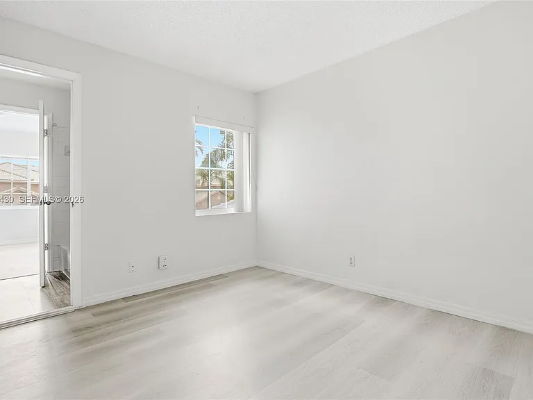 2066 Madeira Dr #2066 — Photo 24
