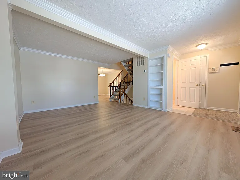 7993 Tyson Oaks Cir — Photo 2
