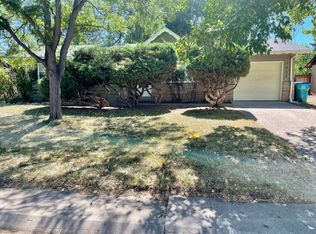 1933 Springfield Dr, Fort Collins, CO 80521