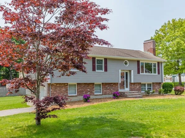 2 Marilyn Rd, Billerica, MA 01821