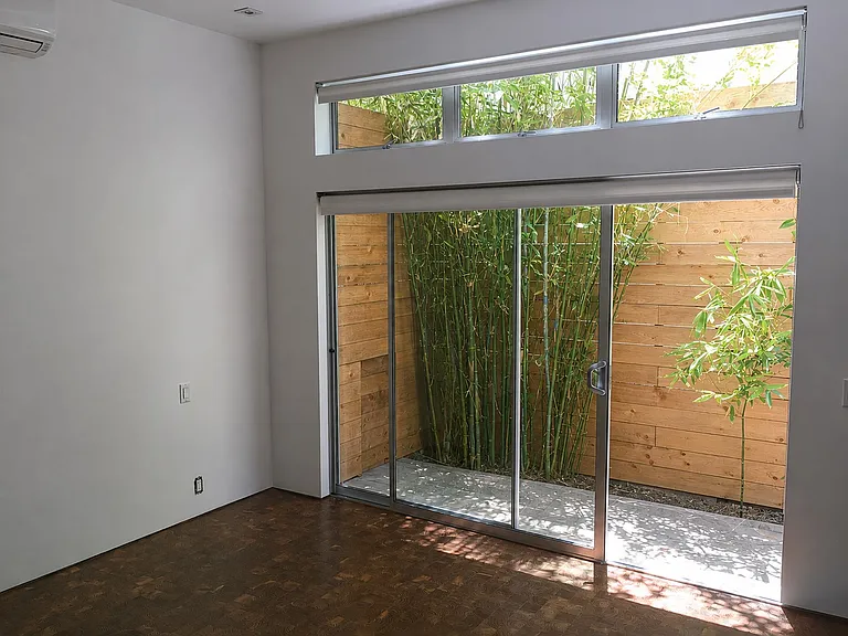 Bedroom & Deck