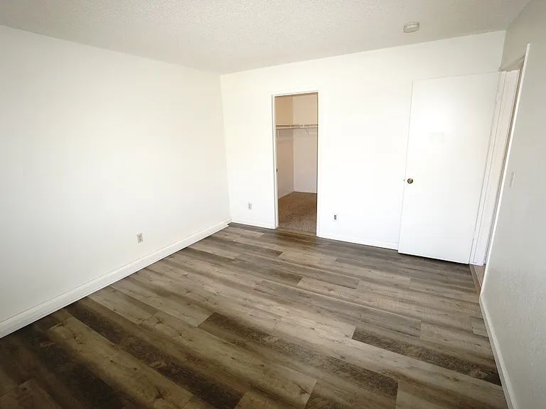 1190 S Winery Ave #245 — Photo 22