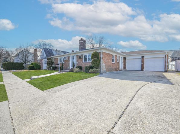 515 S 12th St FLOOR 2