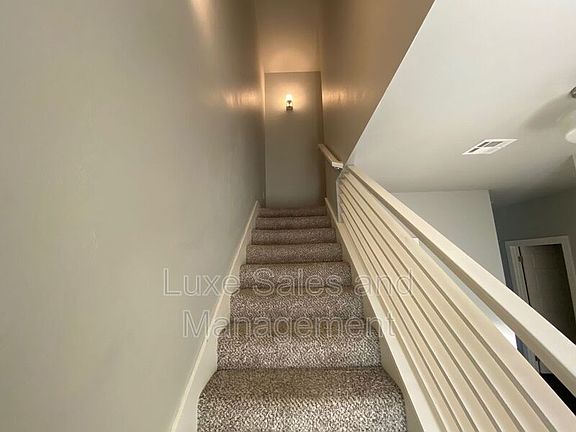 4th image of 17612 Hampton Park Dr #A