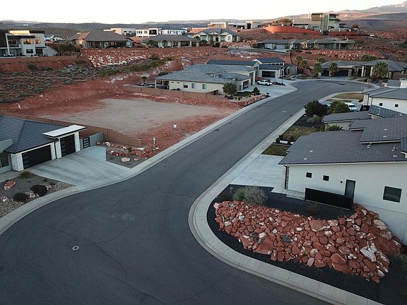 5th image of 31 W Silver Feather Cir #8