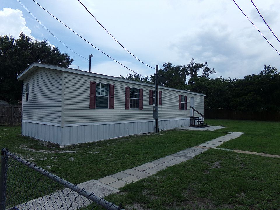 2nd image of 1341 34th St NW