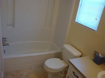 4th image of 226 Braly Dr