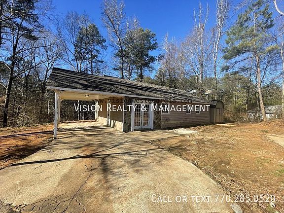 2nd image of 32 Doris Mill Rd