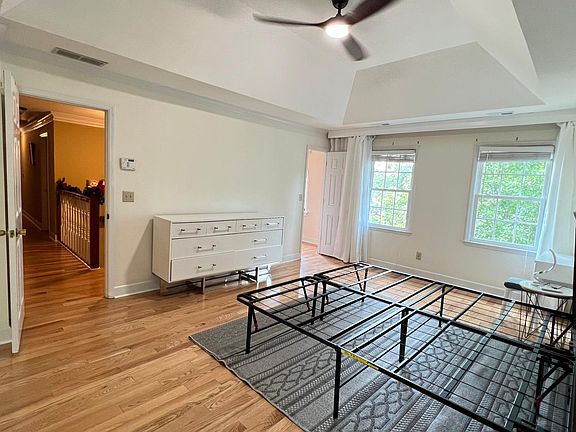 3rd image of 1765 Potomac Ct