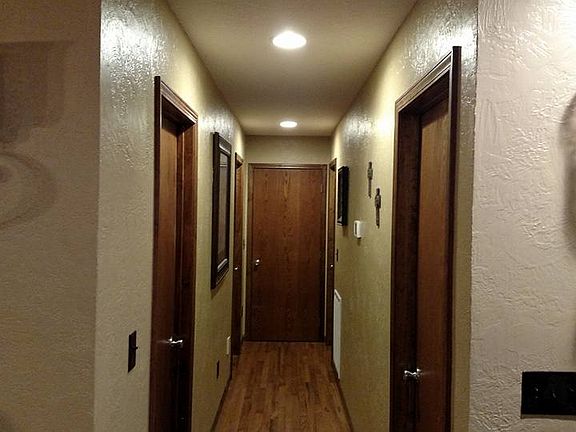 4th image of 25 White Oak Ct