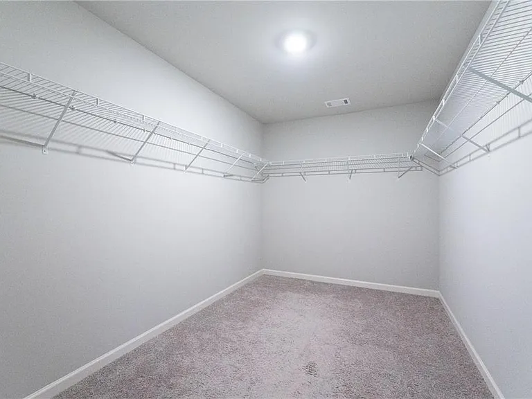 2414 Morgan Place Dr — Photo 34