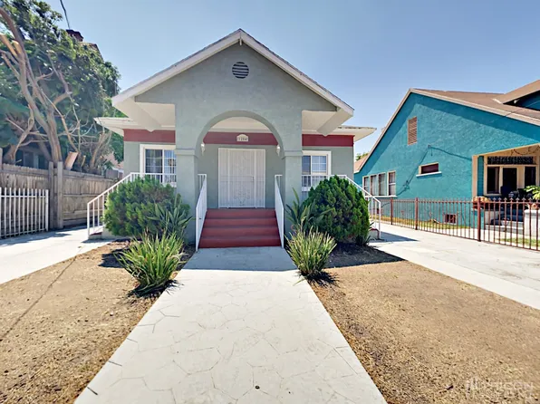 1204 W 37th Dr, Los Angeles, CA 90007