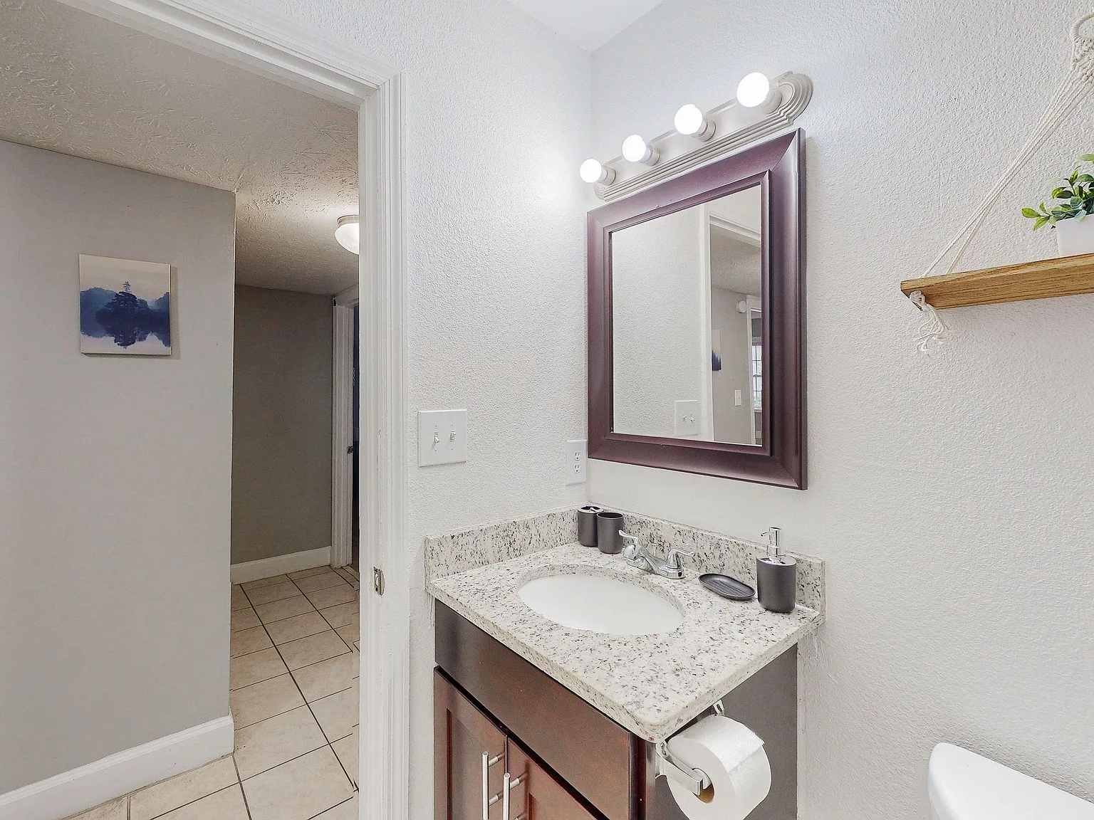 4 bed, 2.0 bath, 1693 sqft, $815 — Photo 4