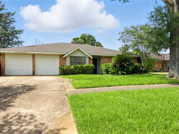 7323 Carew St, Houston, TX 77074