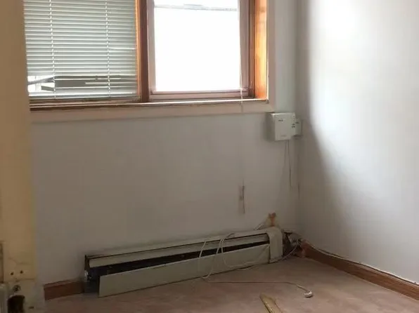 1817 W 7th St, Brooklyn, NY 11223