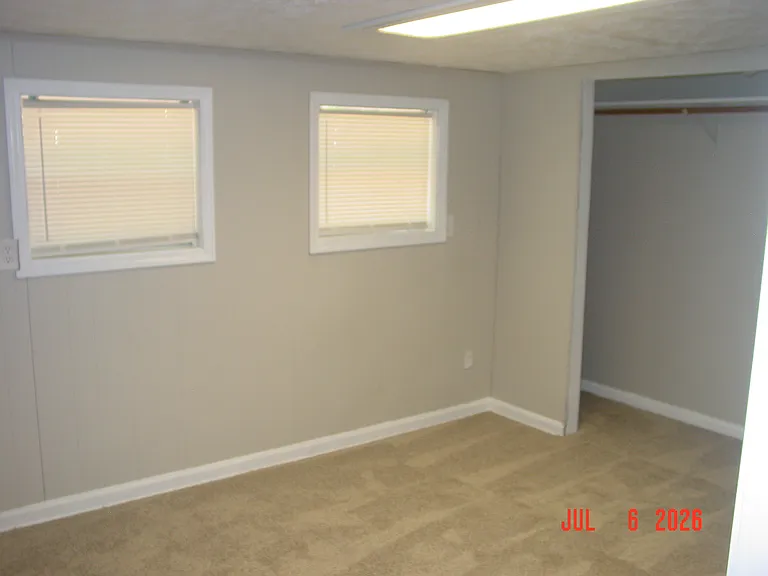 524 Strickland Cir — Photo 12