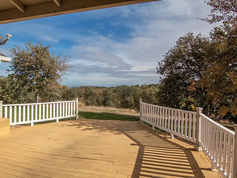 18830 Blythe Way — Photo 37