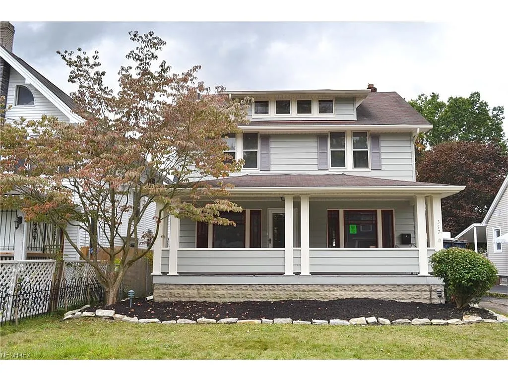 317 Bonnie Brae Ave NE photo 1