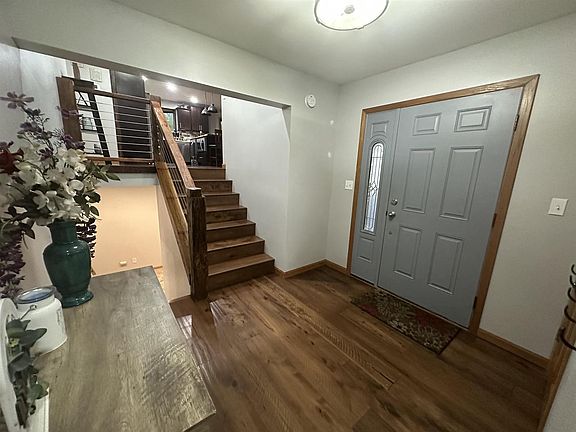 4th image of 3731 MILL AVENUE