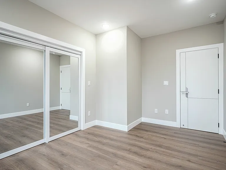 4432 Wingate St #302 — Photo 8