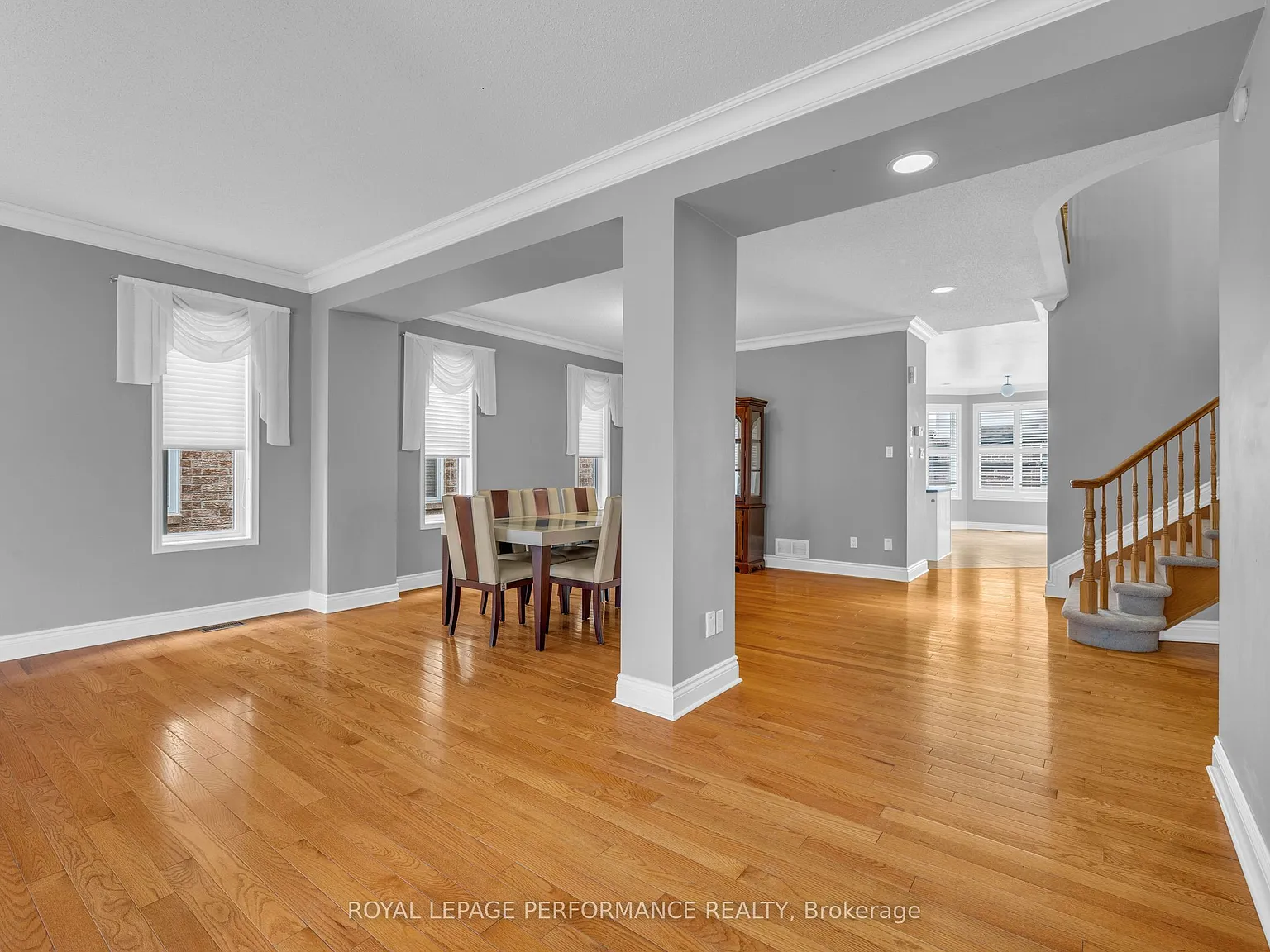 4 bed, $3,600 — Photo 3