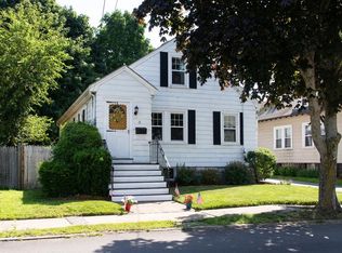 15 Ellsworth Rd, Peabody, MA 01960