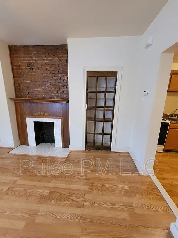 1 bed, 1.0 bath, 700 sqft, $1,100 — Photo 4