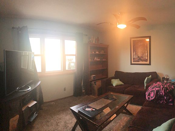 4th image of 1443 38th St
