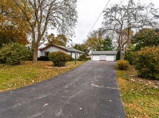 929 Monroe Ave, Winthrop Harbor, IL 60096