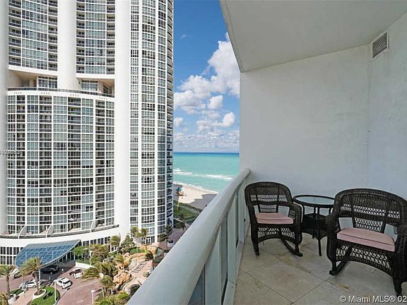 4th image of 18101 Collins Ave APT 1403