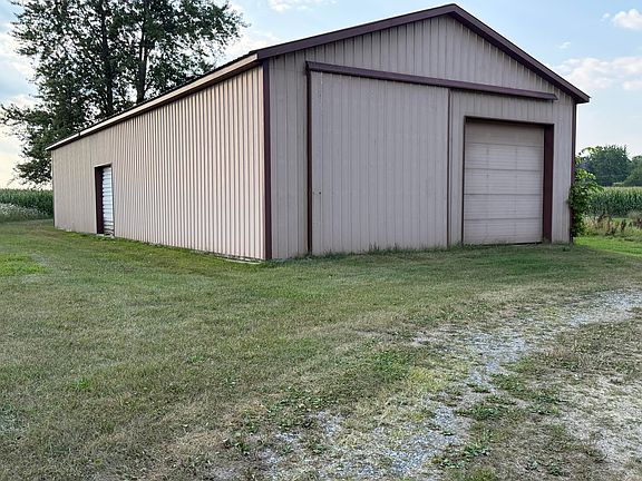 4th image of 4240 Robb Hwy