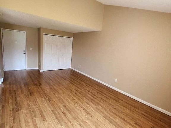 3rd image of 20 Hamre Ln #A