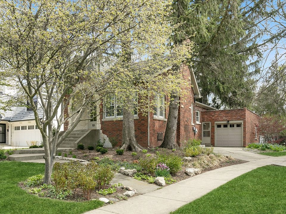 705 Pleasant Ave, Glen Ellyn, IL 60137 Zillow