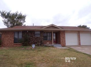 621 SE 38th St, Lawton, OK 73501