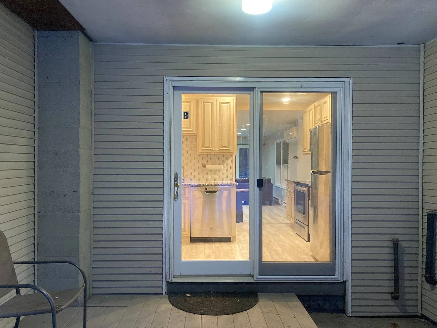 12 Locust Grove Road — Photo 2