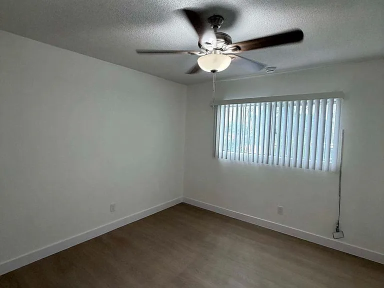 3822 Baldwin Ave. — Photo 16