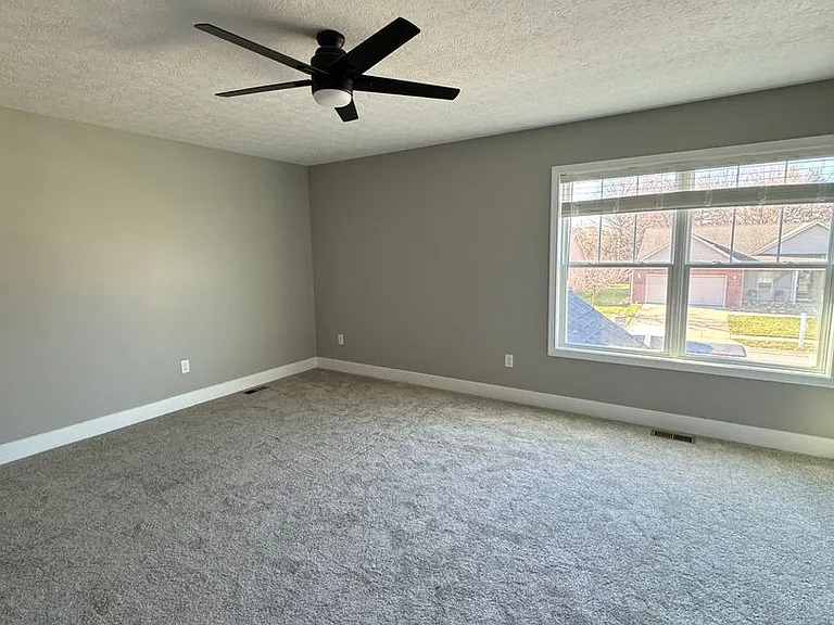 2509 Yeoman Ln — Photo 16