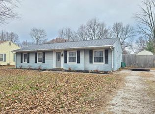 808 E Azalia Dr, Terre Haute, IN 47802